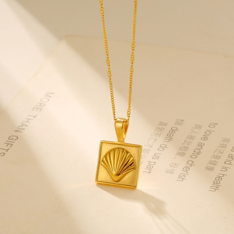 Square Shaped Shell Pendant Necklace