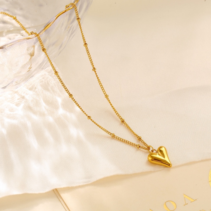 love shape necklace