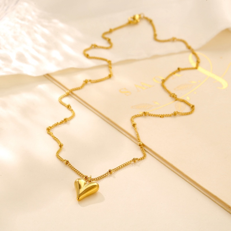 love shape necklace