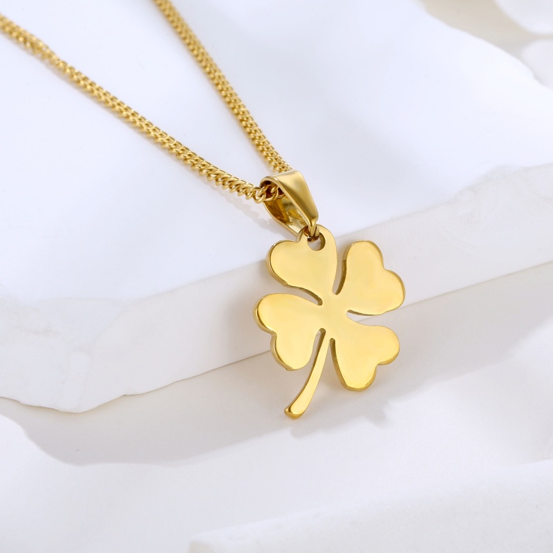 Clover Necklace