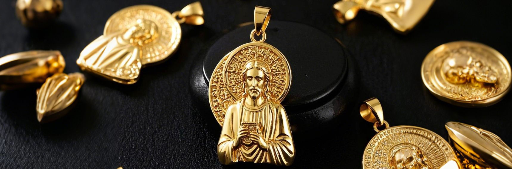 Jesus religious pendant